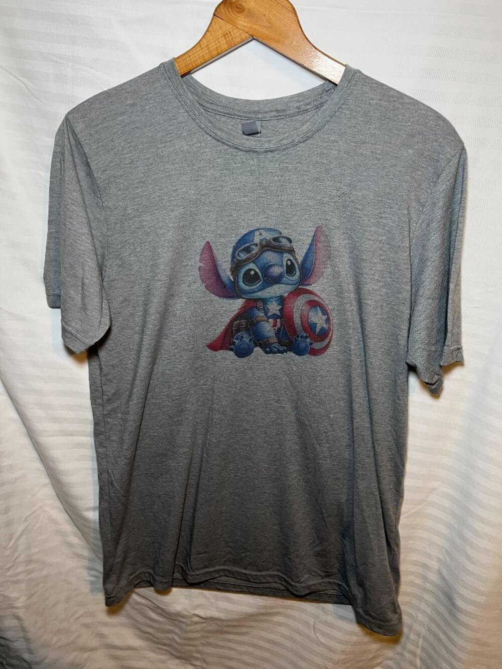 Stitch Captain America Tee Size L